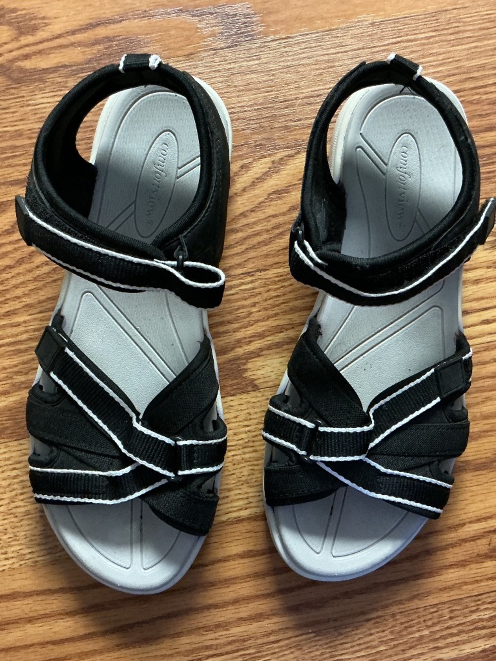Comfortview Black & White Annora PU Sandals Size 9M